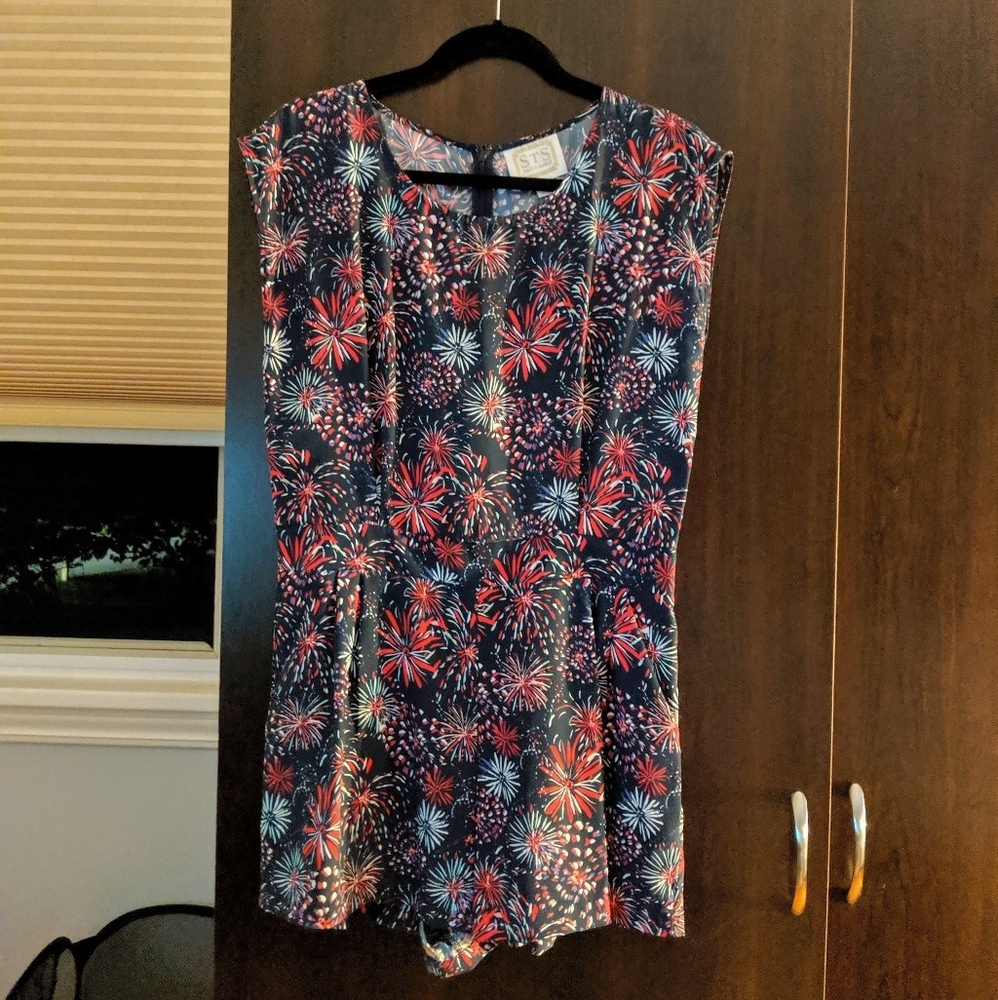 Sail to Sable *fireworks romper* size small